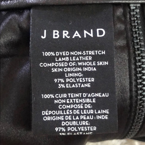 Christa Zip Mini Skirt In Black Leather - Picture 7 of 7